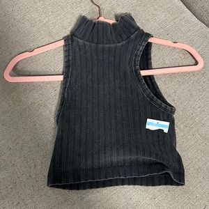 Urban Outfitters Crop NWT